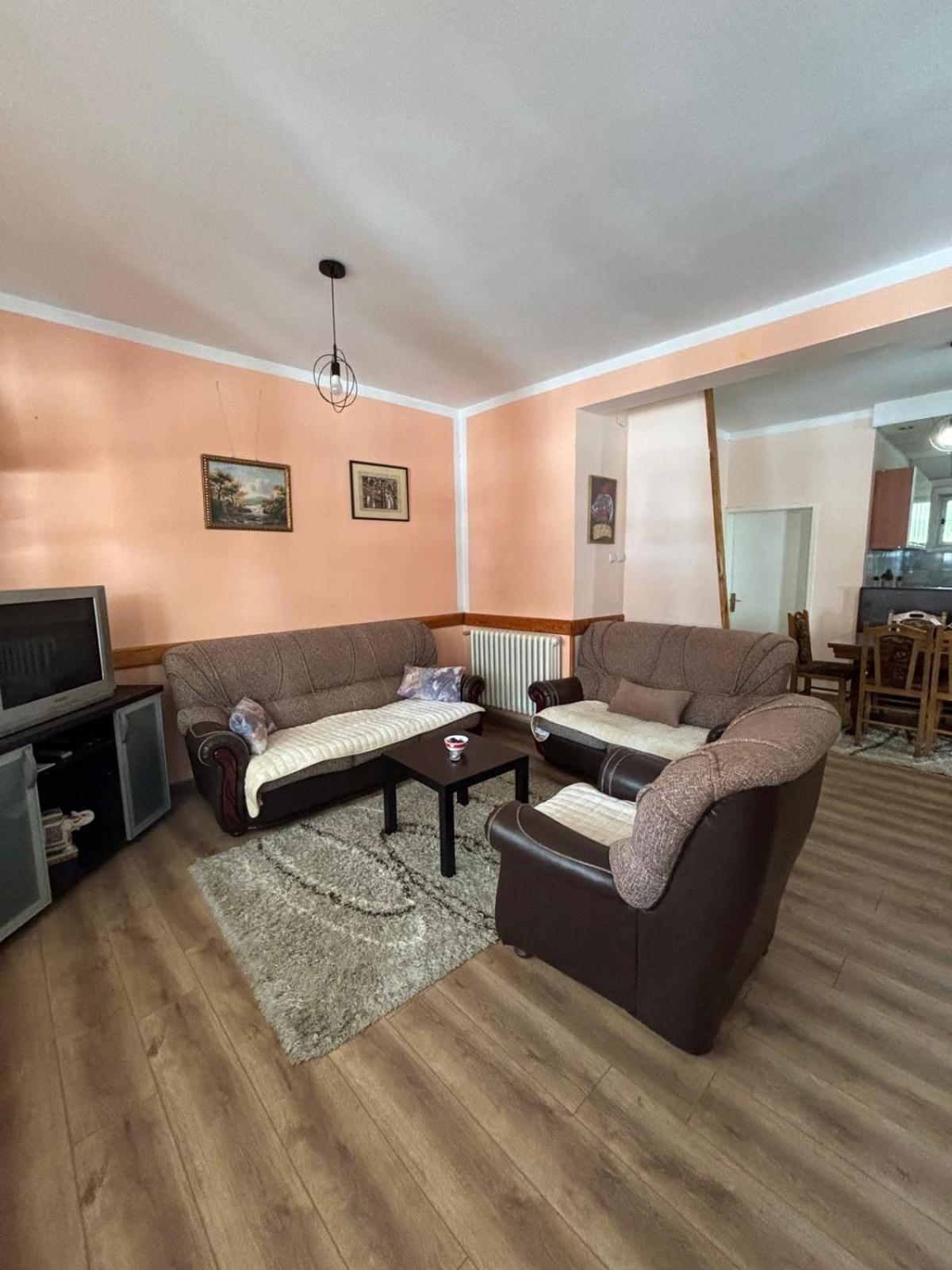 Apartman Dunja I Milos Mokra Gora Exterior foto